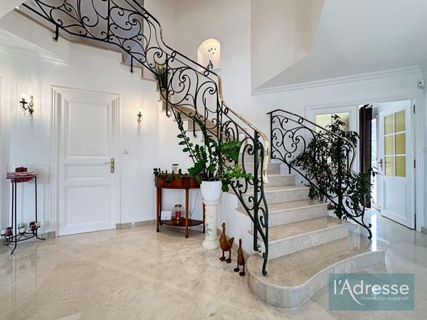 Maison à Ballancourt Sur Essonne 9 pièces 270 m2