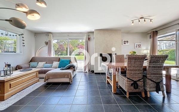 Maison à vendre    5 pièces • 120,17 m2 Marcellaz