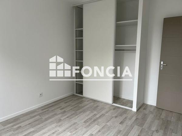 Location Appartement 3 pièces 56.1 m² - 21 RUE BAUDIN Agen 47000