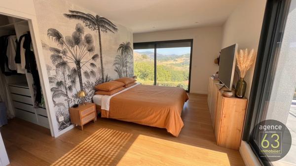 Superbe Maison Contemporaine, prestations Haut de Gamme, piscine