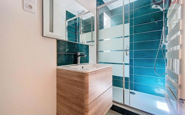 Maison à vendre    3 pièces • 37 m2 Voisins-le-Bretonneux