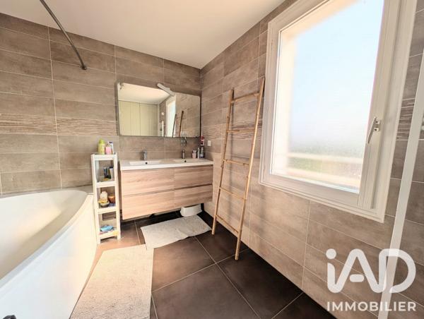 Maison à vendre 5 pièces 133,86 m² Pins-Justaret