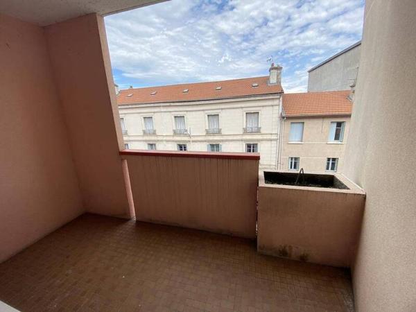 Appartement 2 pièces                                        - 42700 Firminy Réf : 13308