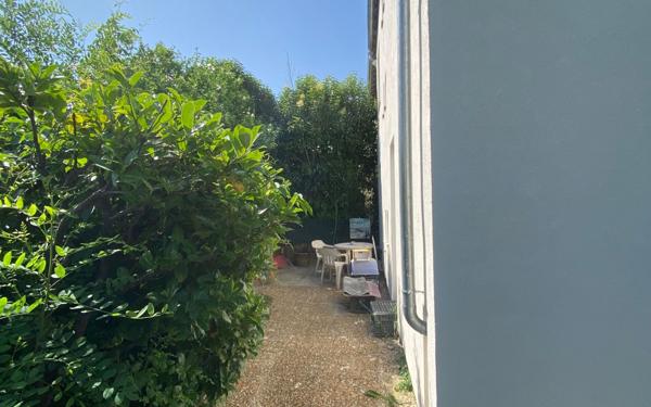 Maison à vendre    4 pièces •  Alès