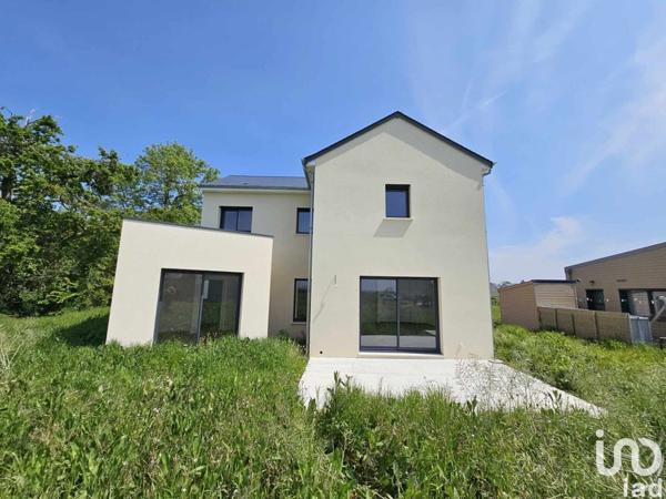 Maison 5 pièces de 118 m² à Bayeux (14400)