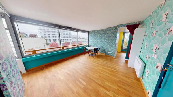 Appartement Ivry Sur Seine 2 pièces de 50m2 avec loggia meublé
