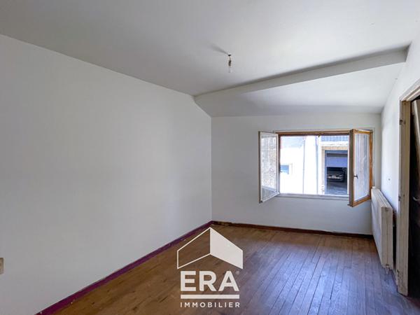 Maison Arthes 4 pièce(s) 94.5 m2