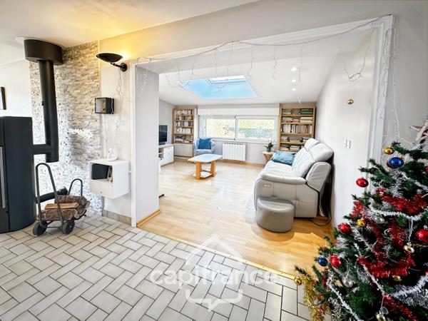 Maison 124 m² – Terrain 5 725 m² – Double garage – Parigné-le-Pôlin