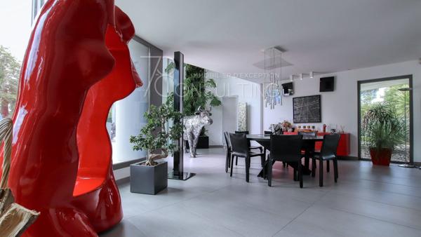 EXCLUSIVITÉ – 15MN TOULOUSE LUXUEUSE PROPRIÉTÉ CONTEMPORAINE + MAISON DE GARDIEN