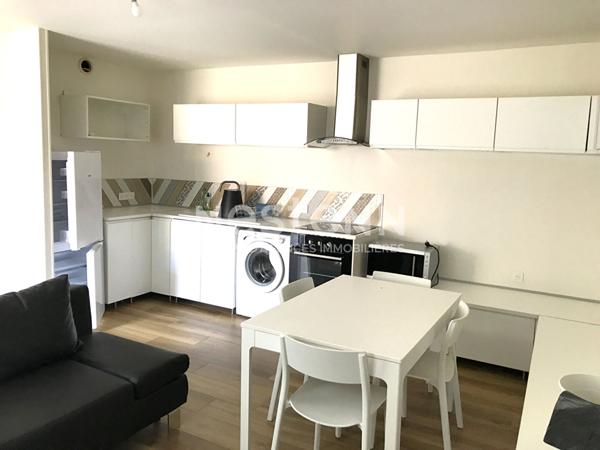 REIMS TYPE 2 - JEAN JAURES - PARKING - LIBRE D'OCCUPATION