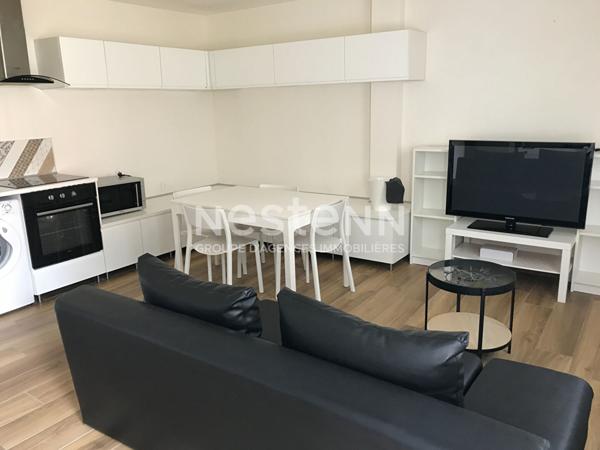 REIMS TYPE 2 - JEAN JAURES - PARKING - LIBRE D'OCCUPATION