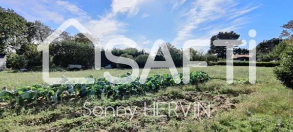 Terrain 1500m² constructible - LA GUITTIERE