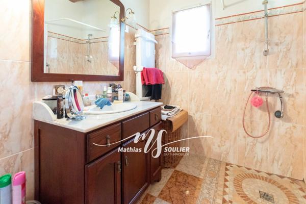 Villa de 230 m² - À PIED DE LA PLAGE