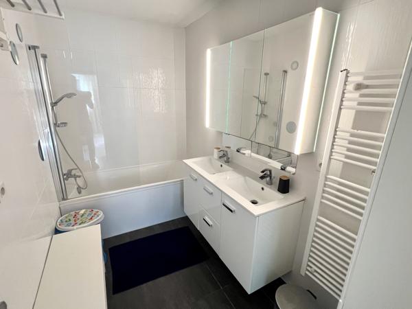 Appartement 6 pièce(s) 4 chambre(s) 147 m²