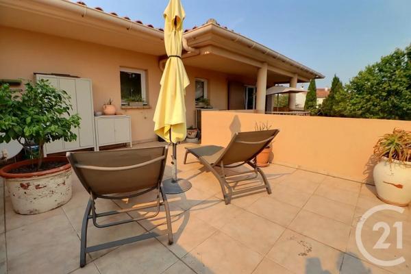 Appartement T3 à vendre  3 pièces - 69,66 m 2   FREJUS  - 83