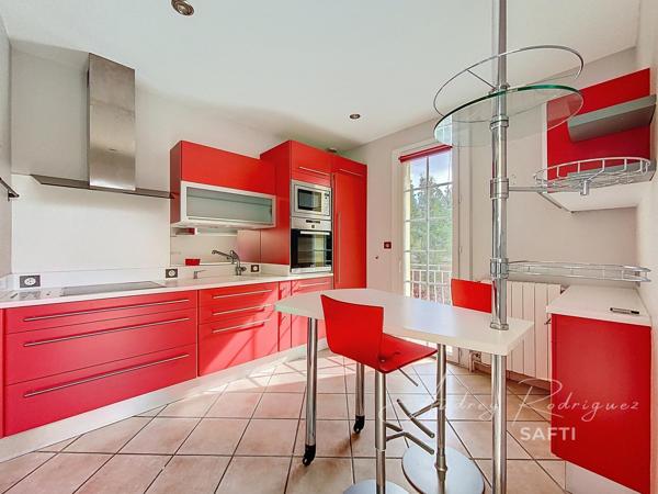 Maison rénovée – Charme, confort et calme