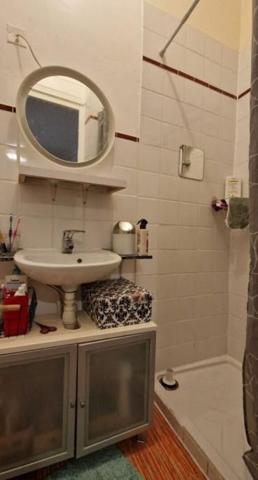 EXCLUSIVITE !Immeuble  avec local commercial  et un duplex dans centre ville Yssingeaux