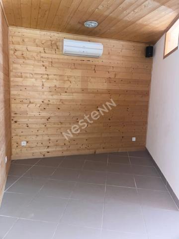 EXCLUSIVITE !Immeuble  avec local commercial  et un duplex dans centre ville Yssingeaux