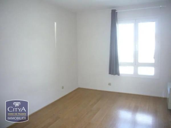 Appartement à louer 3 pièces 66.64m² Lille (59800)