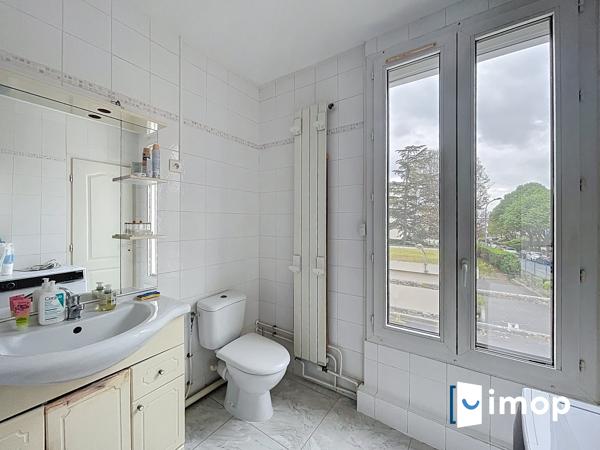 Maison de 79m2 - 2 chambres - proche RER E Rosny centre