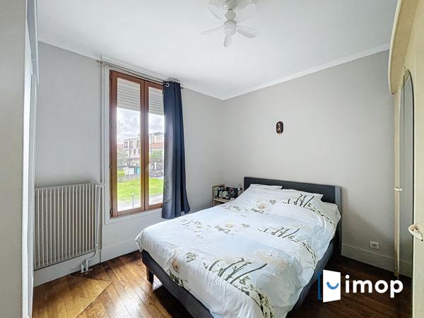 Maison de 79m2 - 2 chambres - proche RER E Rosny centre