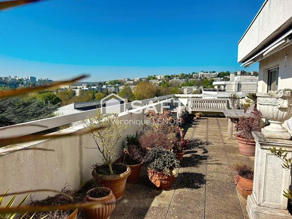 Appartement "VILLA sur les Toits" 4P de 79.7m2 avec terrasse 84m2 Le PECQ - Quartier Mexique
