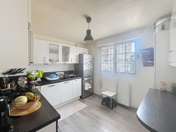 Maison 7 pièce(s) 141 m2