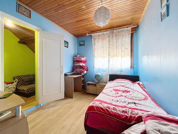 Maison 7 pièce(s) 141 m2