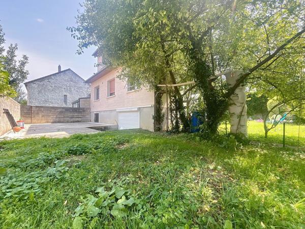 Maison 7 pièce(s) 141 m2