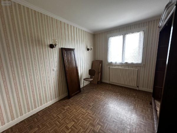 Maison à vendre à Saint-Julien-du-Sault dans l'Yonne (89330), ref : 2400032