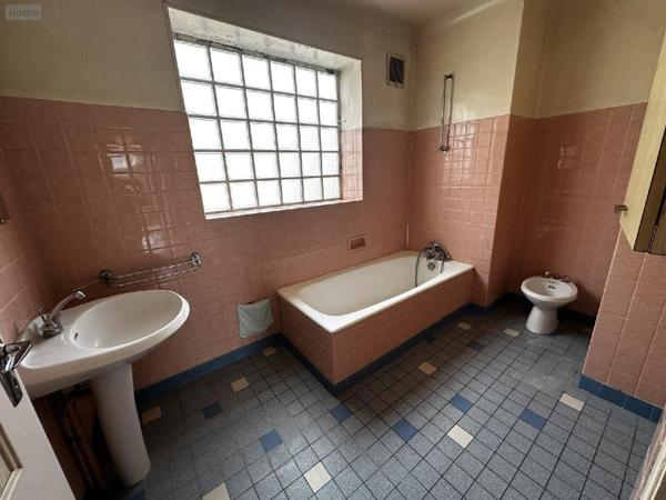 Maison à vendre à Saint-Julien-du-Sault dans l'Yonne (89330), ref : 2400032