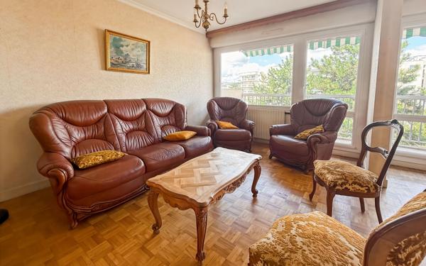 Appartement à vendre    4 pièces •  Lyon 8