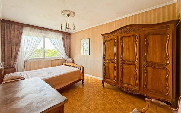 Appartement à vendre    4 pièces •  Lyon 8