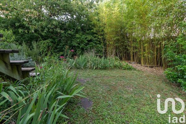 Maison à vendre 7 pièces 180 m² Le Mesnil-le-Roi