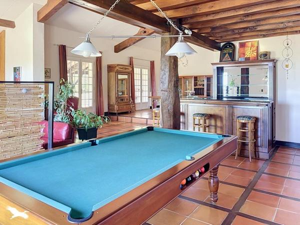 Maison à vendre 355 000 € Graulhet 9 p 255 m² DPE C