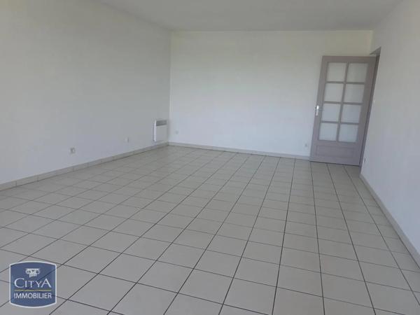 Appartement à louer 3 pièces 74.59m²