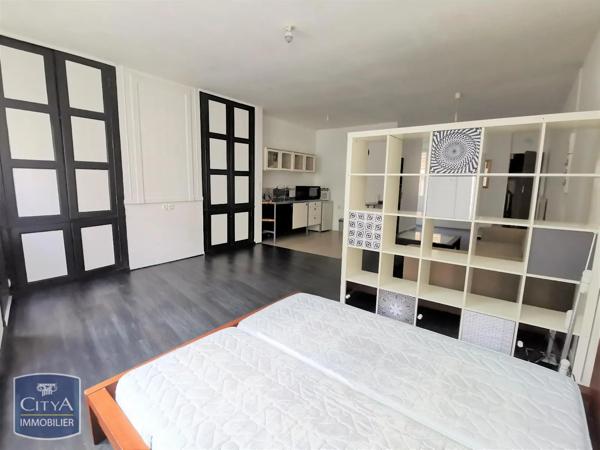 Appartement à louer 1 pièce 52.6m² Laon (02000)
