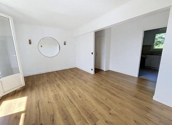 Appartement à vendre 208 500 € Les Clayes-sous-Bois 3 p 61 m² DPE E