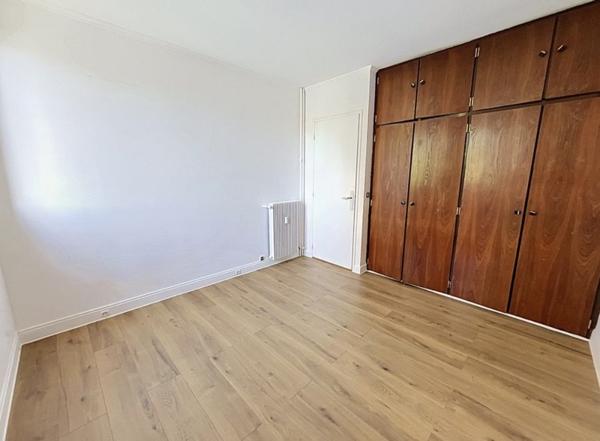 Appartement à vendre 208 500 € Les Clayes-sous-Bois 3 p 61 m² DPE E