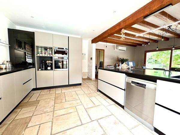 Maison Conflans Sainte Honorine 11 pièce(s) 230 m2 €649 000 ** - Référence 7883
