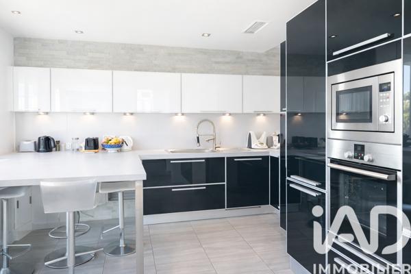 Maison à vendre 6 pièces 160 m² Antibes