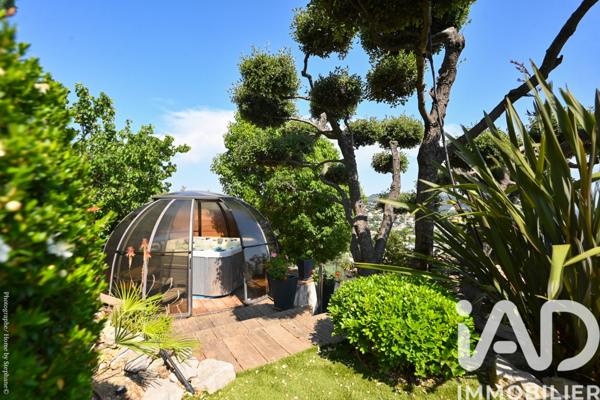 Maison à vendre 8 pièces 280 m² Carnoux-en-Provence