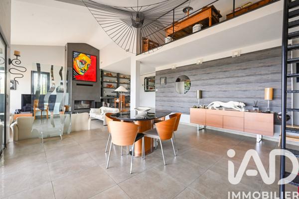 Maison à vendre 8 pièces 280 m² Carnoux-en-Provence