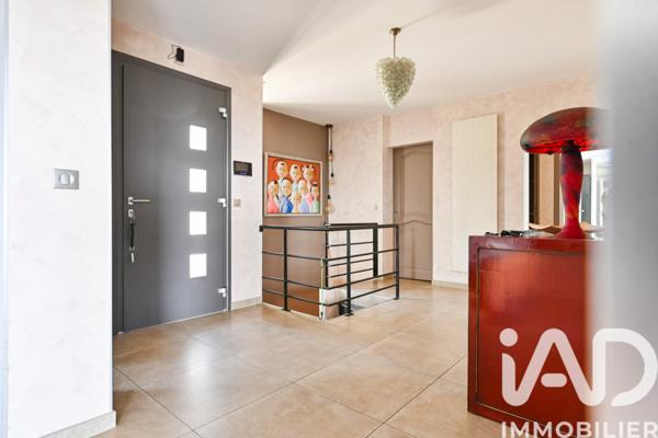 Maison à vendre 8 pièces 280 m² Carnoux-en-Provence