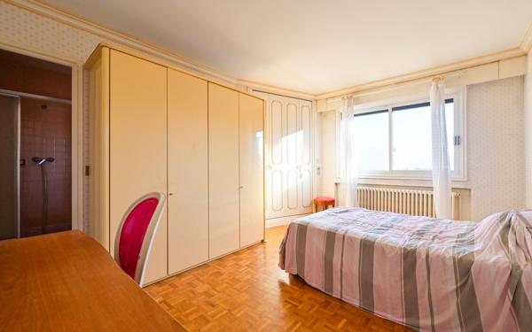 Maison à vendre    7 pièces • 290 m2 Romainville