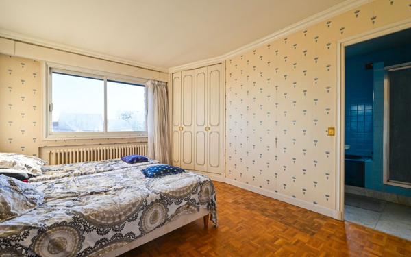 Maison à vendre    7 pièces • 290 m2 Romainville