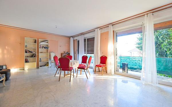 Maison à vendre    7 pièces • 290 m2 Romainville