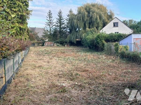 Terrain à bâtir, viabilisable
PLU zone UB