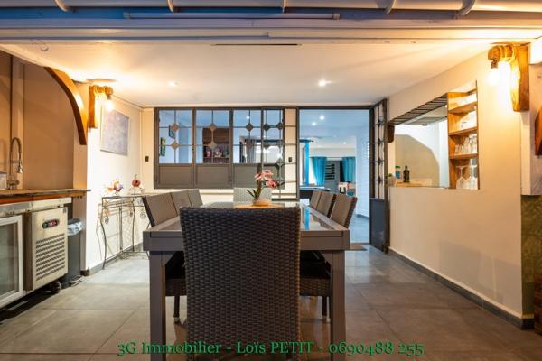 Vente / Maison contemporaine à Baie-Mahault (97122)