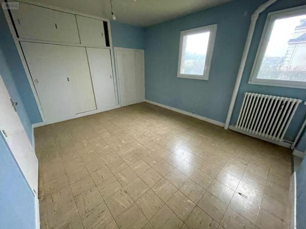 Local professionnel à vendre à Rethel dans les Ardennes (08300), ref : 08018-FMCO-2222